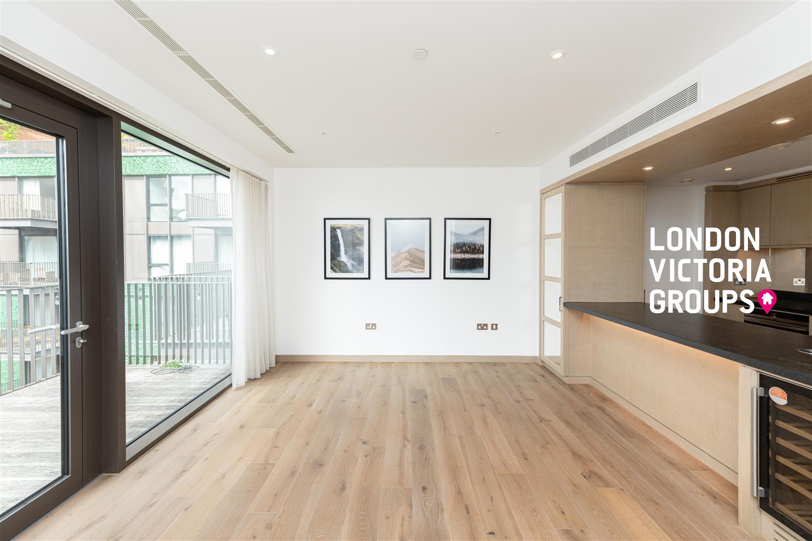 2 bed property in Legacy Building, 1 Viaduct Gardens, London